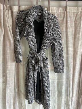 Shinestar Black & White Plaid Belted Trench Coat